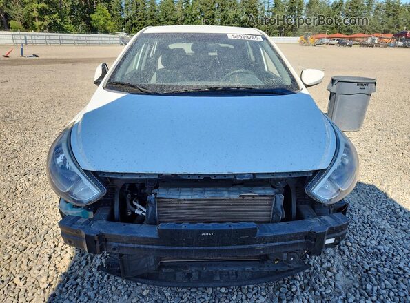 KMHCT5AE0GU256200 2016 HYUNDAI ACCENT White Widok z przodu