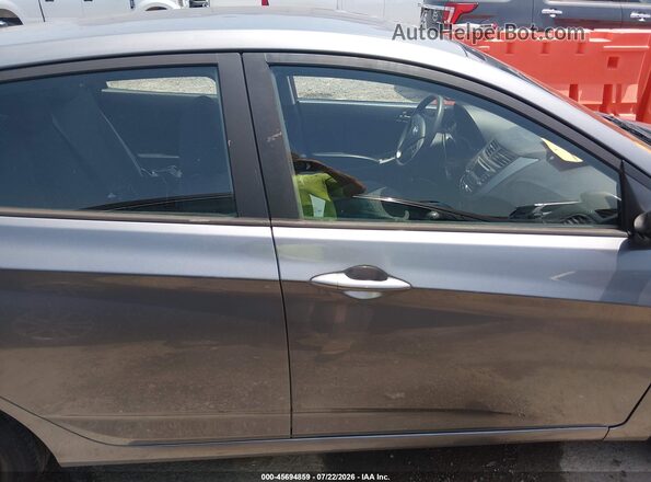 KMHCT5AE0HU301296 2017 HYUNDAI ACCENT Серый Вид задней части салона
