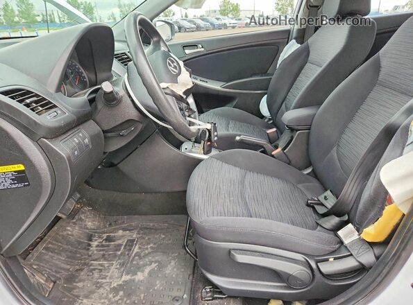 KMHCT5AE1GU292400 2016 HYUNDAI ACCENT White Вид салону спереду
