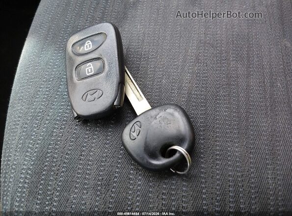 KMHCT5AE1HU319404 2017 HYUNDAI ACCENT Silver Вид панелі приладів
