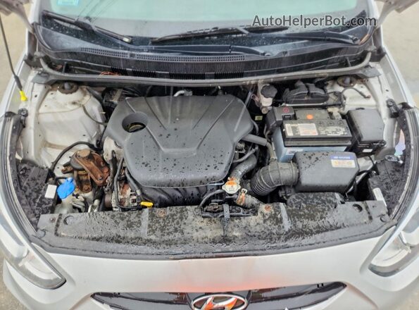 KMHCT5AE1HU348773 2017 HYUNDAI ACCENT Серебряный Вид задней части салона