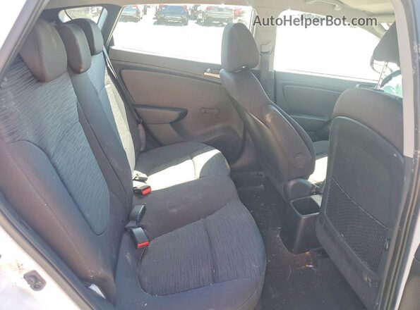 KMHCT5AE1HU353004 2017 HYUNDAI ACCENT Белый Вид задних сидений