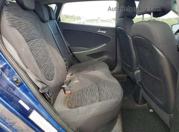 KMHCT5AE2HU313031 2017 HYUNDAI ACCENT Blue Vista de los asientos traseros