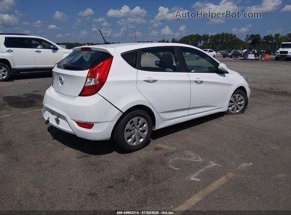KMHCT5AE5HU336688 2017 HYUNDAI ACCENT White Tył prawy