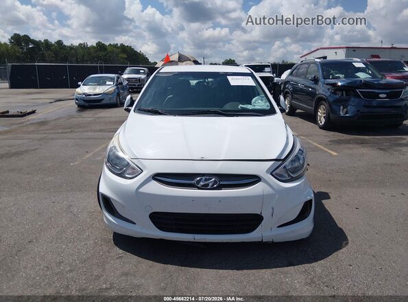KMHCT5AE5HU336688 2017 HYUNDAI ACCENT White Widok zestawu wskaźników