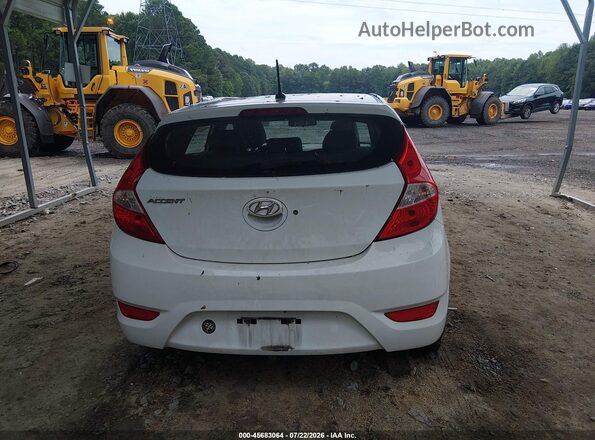 KMHCT5AE6GU239143 2016 HYUNDAI ACCENT White 