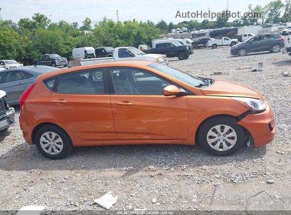 KMHCT5AE6HU326509 2017 HYUNDAI ACCENT Оранжевый Панорамный вид салона 360°