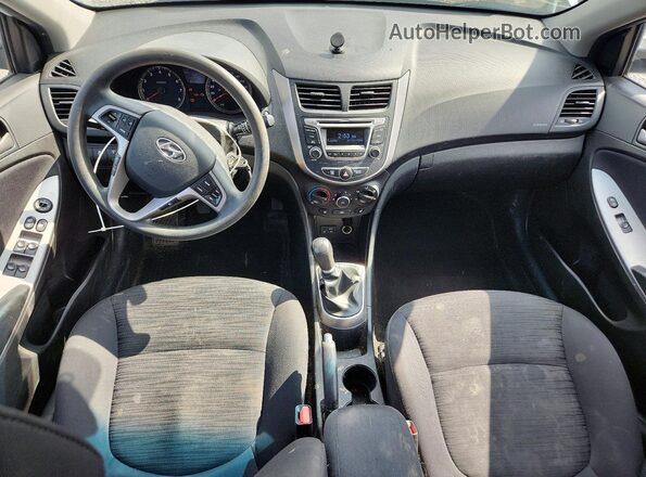 KMHCT5AE6HU335758 2017 HYUNDAI ACCENT White წინა პანელის ხედი