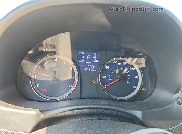 KMHCT5AE7GU263211 2016 HYUNDAI ACCENT Silver Вид щитка приладів