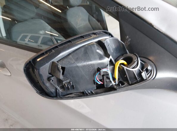 KMHCT5AE7GU279747 2016 HYUNDAI ACCENT Silver Вид задньої частини салону