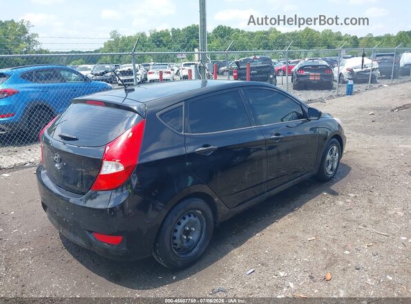KMHCT5AE7HU336840 2017 HYUNDAI ACCENT Black Задня права чверть