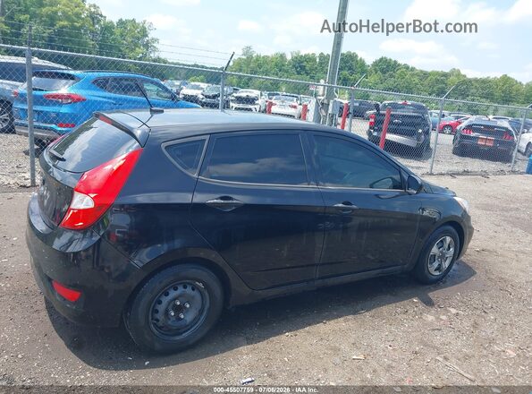 KMHCT5AE7HU336840 2017 HYUNDAI ACCENT Black Вид задньої частини салону