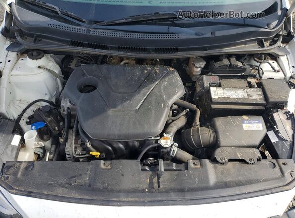 KMHCT5AE7HU351791 2017 HYUNDAI ACCENT White Вид задньої частини салону