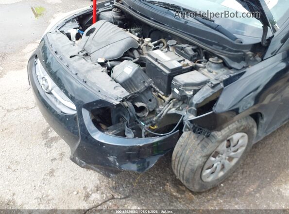 KMHCT5AE8HU343926 2017 HYUNDAI ACCENT Black Widok z przodu