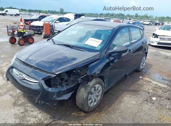 KMHCT5AE8HU343926 2017 HYUNDAI ACCENT Black Przód lewy