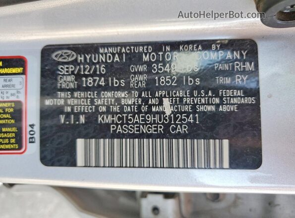 KMHCT5AE9HU312541 2017 HYUNDAI ACCENT Silver Widok komory silnika