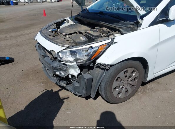 KMHCT5AE9HU343238 2017 HYUNDAI ACCENT White უკანა სალონის ხედი