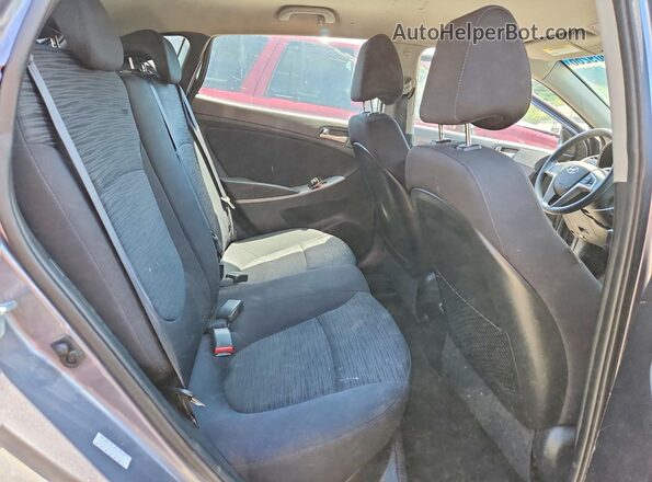 KMHCT5AEXGU254163 2016 HYUNDAI ACCENT Серебряный Вид задних сидений