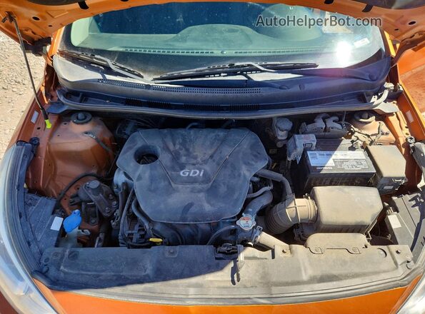 KMHCT5AEXHU311611 2017 HYUNDAI ACCENT Orange Widok wnętrza z tyłu