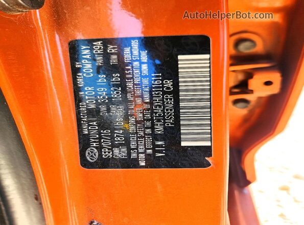 KMHCT5AEXHU311611 2017 HYUNDAI ACCENT Orange Widok komory silnika