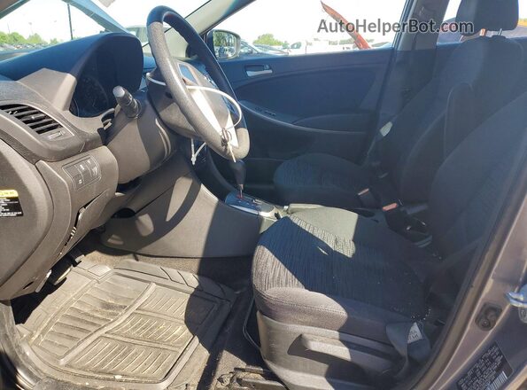 KMHCT5AEXHU338484 2017 HYUNDAI ACCENT Blue წინა სალონის ხედი