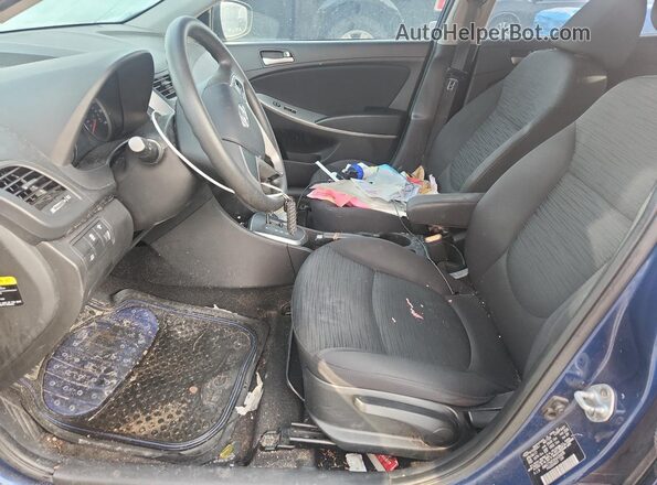 KMHCT5AEXHU338856 2017 HYUNDAI ACCENT Blue წინა სალონის ხედი