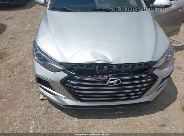 KMHD04LB1JU518632 2018 HYUNDAI ELANTRA Silver Widok z przodu