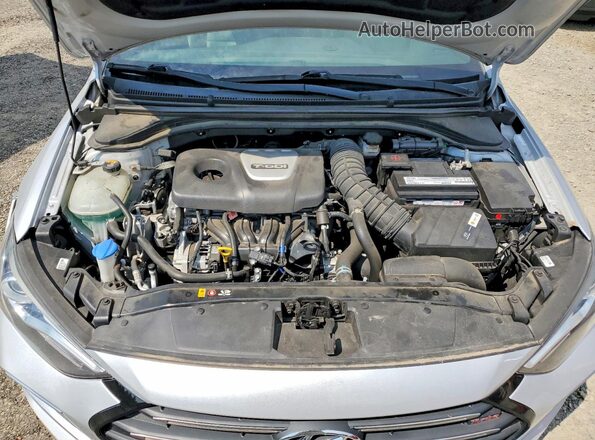 KMHD04LB1JU542641 2018 HYUNDAI ELANTRA Silver Rear interior view