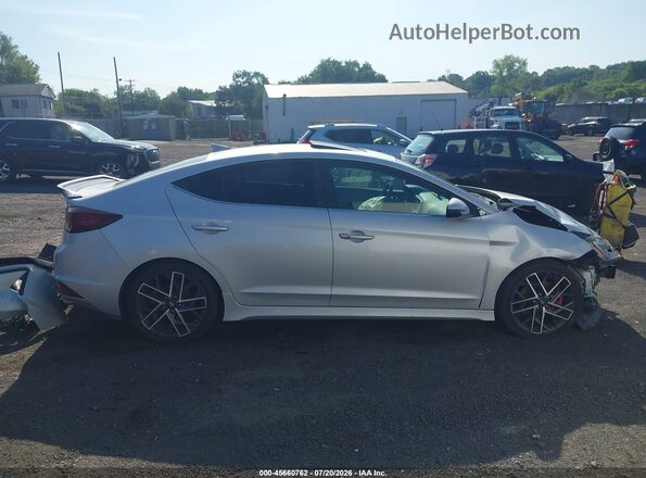 KMHD04LB4KU887308 2019 HYUNDAI ELANTRA Серебряный Вид задней части салона