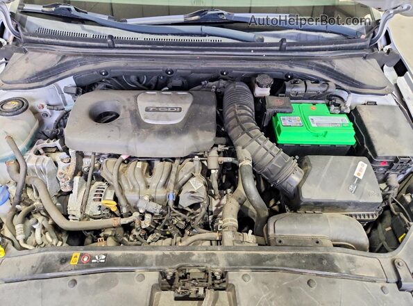 KMHD04LB5HU322817 2017 HYUNDAI ELANTRA Серебряный Вид задней части салона
