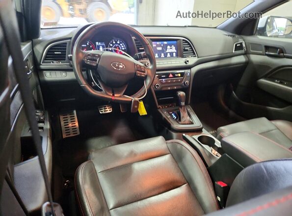 KMHD04LB5HU322817 2017 HYUNDAI ELANTRA Серебряный Вид панели приборов