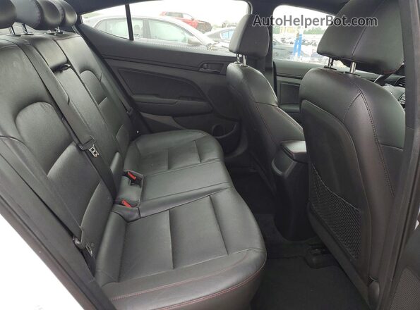 KMHD04LB5LU945573 2020 HYUNDAI ELANTRA White Rear seats view