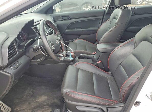 KMHD04LB5LU945573 2020 HYUNDAI ELANTRA White Front interior view