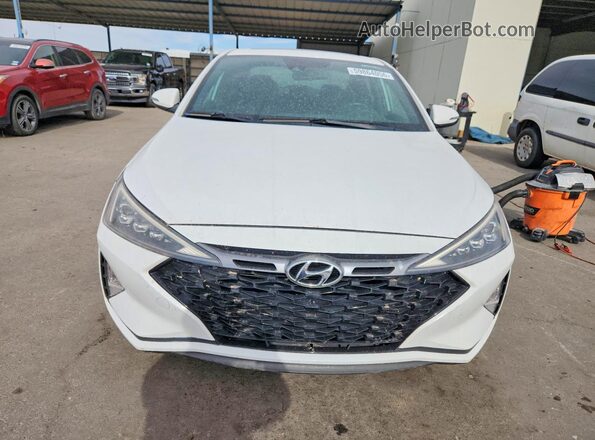 KMHD04LB6KU829006 2019 HYUNDAI ELANTRA Белый Вид спереди