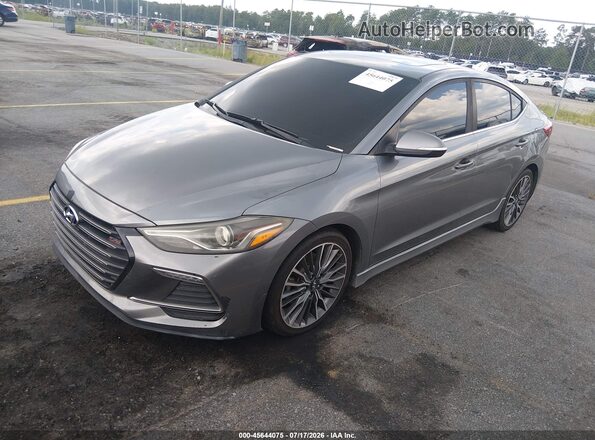 KMHD04LB8JU685263 2018 HYUNDAI ELANTRA Silver Vista tres cuartos delantera izquierda