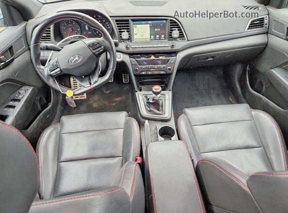 KMHD04LB9JU522251 2018 HYUNDAI ELANTRA Silver წინა პანელის ხედი