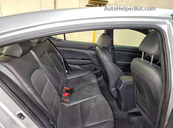 KMHD04LB9JU522251 2018 HYUNDAI ELANTRA Silver უკანა სავარძლების ხედი