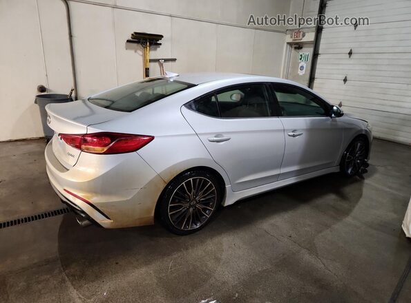 KMHD04LB9JU522251 2018 HYUNDAI ELANTRA Silver 