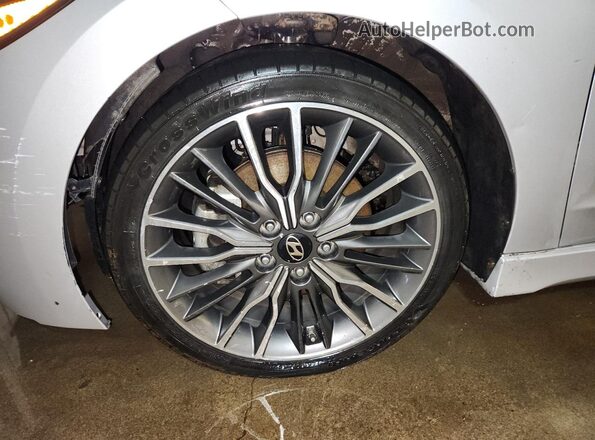 KMHD04LB9JU522251 2018 HYUNDAI ELANTRA Silver 