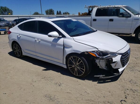 KMHD04LB9JU599346 2018 HYUNDAI ELANTRA White Delantero derecho