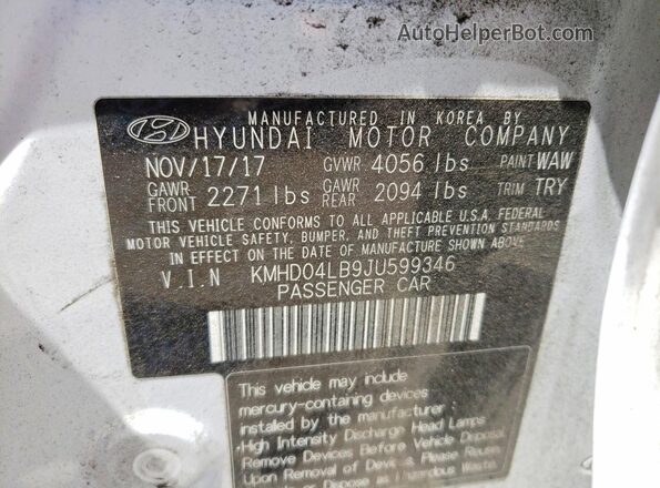 KMHD04LB9JU599346 2018 HYUNDAI ELANTRA White Vista del compartimento del motor