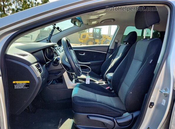KMHD35LH1GU252233 2016 HYUNDAI ELANTRA Серебряный Вид салона спереди