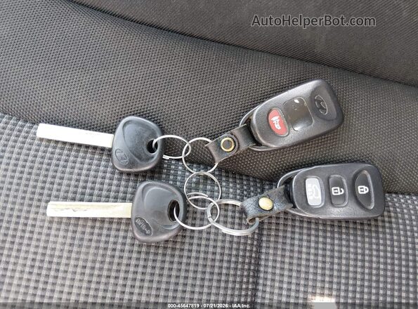 KMHD35LH1GU314441 2016 HYUNDAI ELANTRA GT Серебряный Вид панели приборов