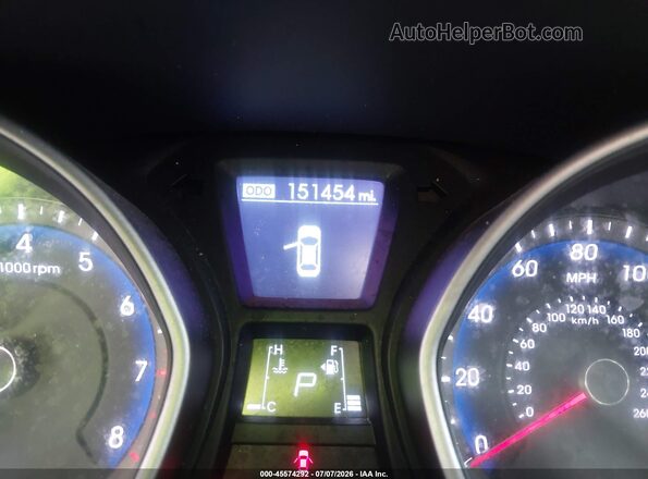 KMHD35LH3HU369376 2017 HYUNDAI ELANTRA GT Silver Widok tylnych siedzeń
