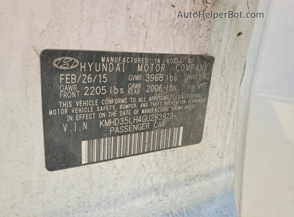KMHD35LH4GU263923 2016 HYUNDAI ELANTRA White Widok komory silnika