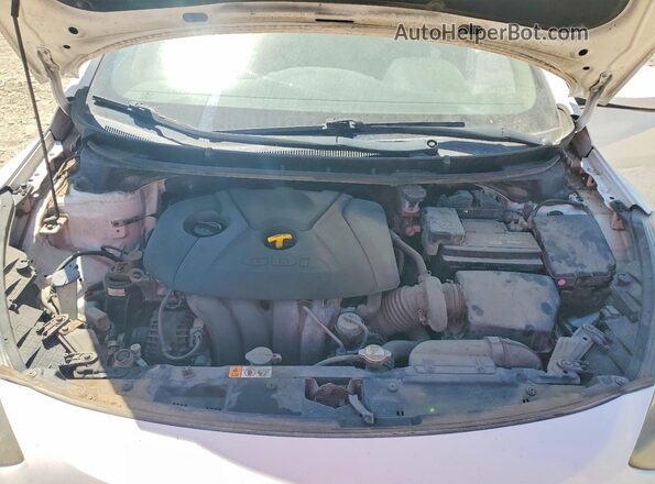 KMHD35LH4GU263923 2016 HYUNDAI ELANTRA White Widok wnętrza z tyłu