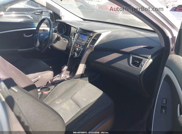 KMHD35LH4GU307418 2016 HYUNDAI ELANTRA GT Silver წინა სალონის ხედი