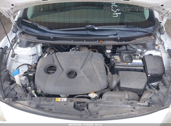 KMHD35LH4GU321822 2016 HYUNDAI ELANTRA GT Silver Widok z tyłu