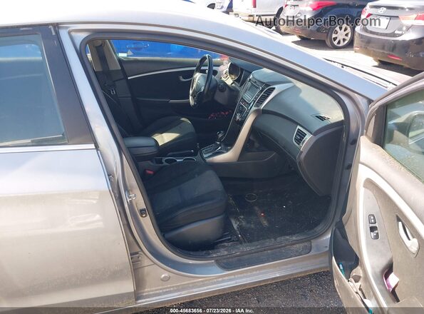 KMHD35LH5GU274316 2016 HYUNDAI ELANTRA GT Silver Front interior view