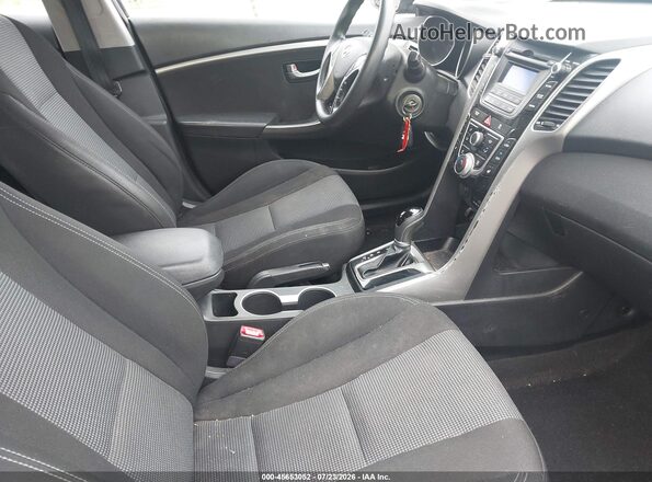 KMHD35LH6GU313706 2016 HYUNDAI ELANTRA GT Черный Вид салона спереди
